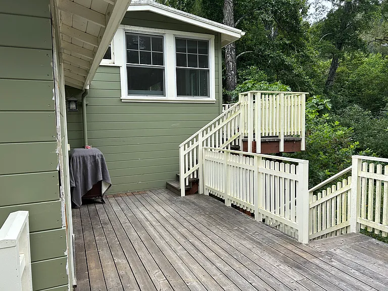 500 Meadow Way — Photo 6