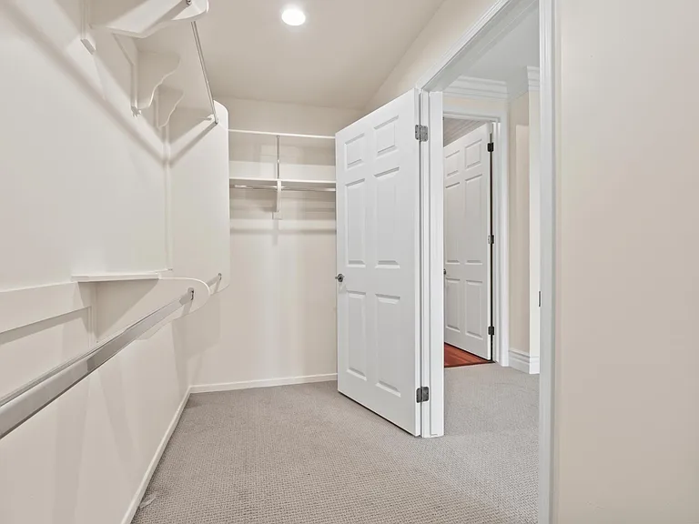 10364 Almayo Ave #201 — Photo 34