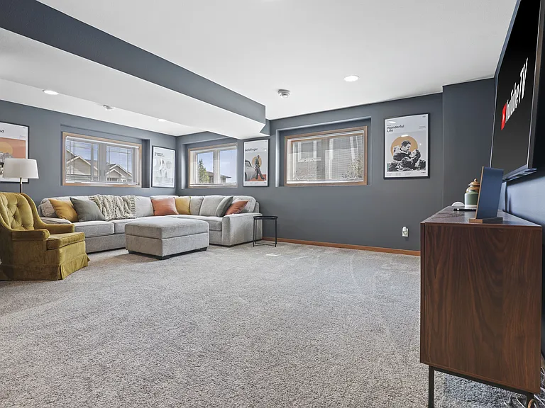 1016 Peterson Dr — Photo 44