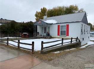 22 N Woodard Ave, Absarokee, MT 59001