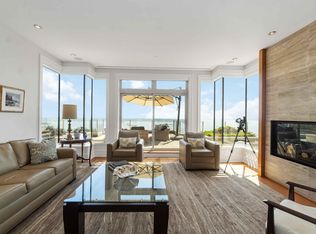 2535 Garden Ct #304, West Vancouver, BC V7S 0A1