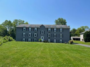 3805 Indian Run Dr APT 6, Canfield, OH 44406