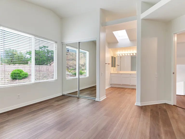 5585 Osborne Ct — Photo 17