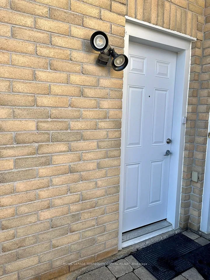 2 bed, $1,790 — Photo 2