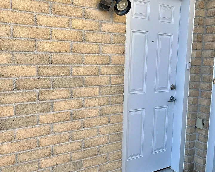 48 Nicole Marie Ave #LOWER — Photo 2