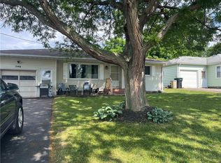 246 Knapp Ave, Irondequoit, NY 14609