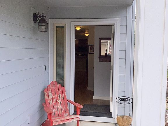 3rd image of 1406 NE 72nd Way