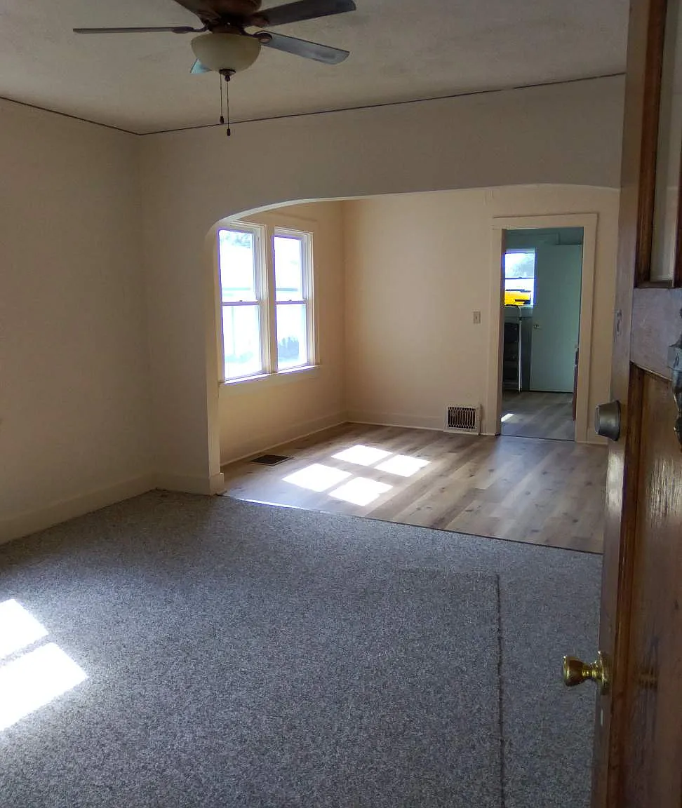2 bed, 816 sqft, $1,350 — Photo 4