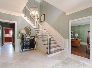 8 Heards Overlook Ct, Sandy Springs, GA 30328