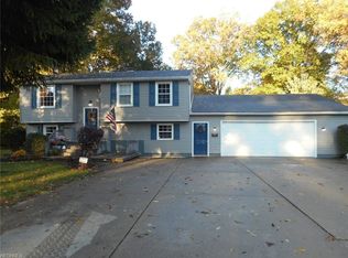 195 Donna Ct, Niles, OH 44446