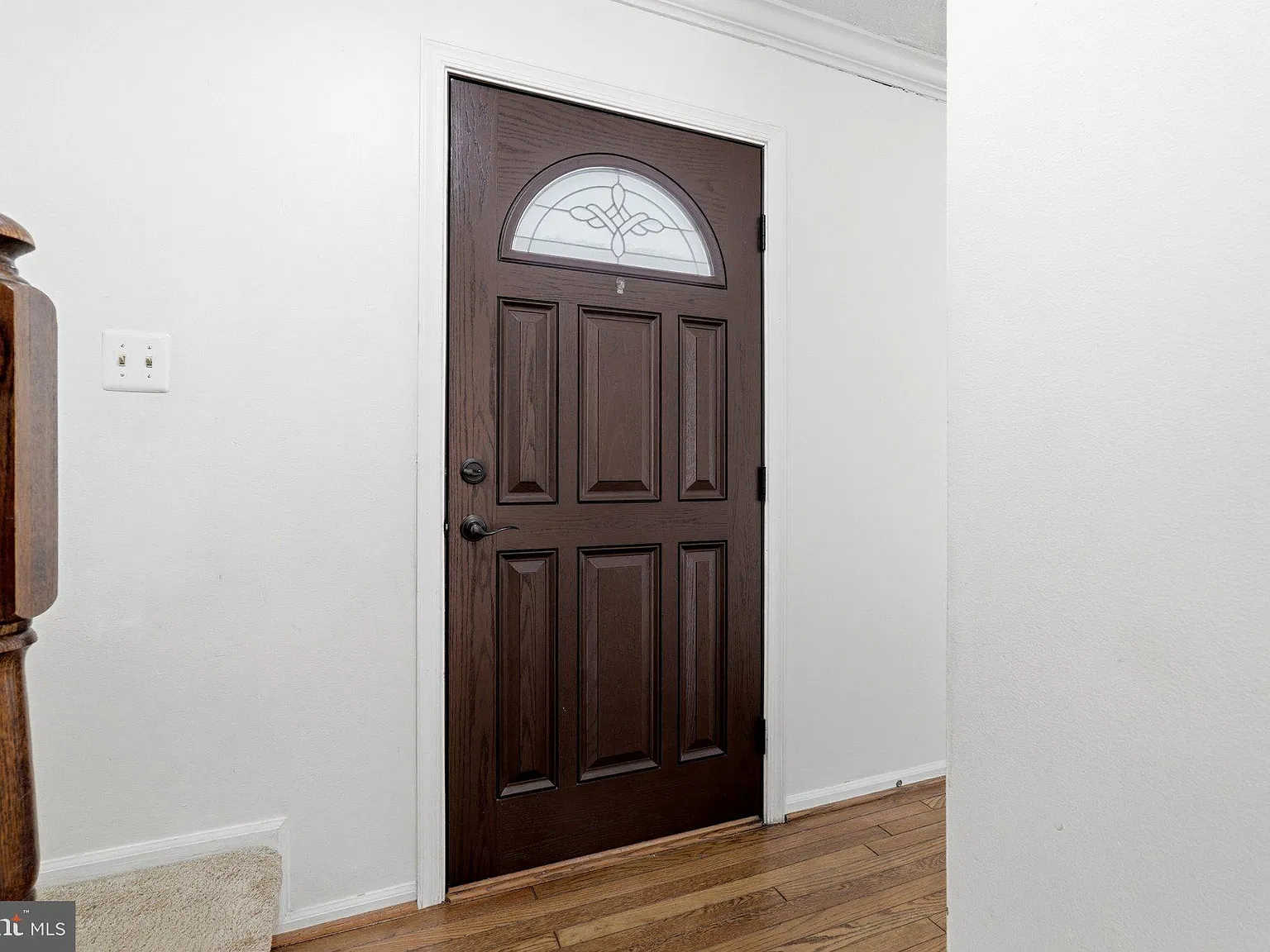 4 bed, 2.5 bath, 2311 sqft, $3,800 — Photo 2