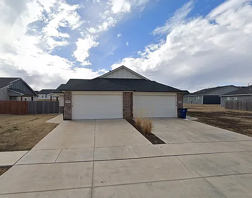 5758 E Bristol St #5758 Photo 1