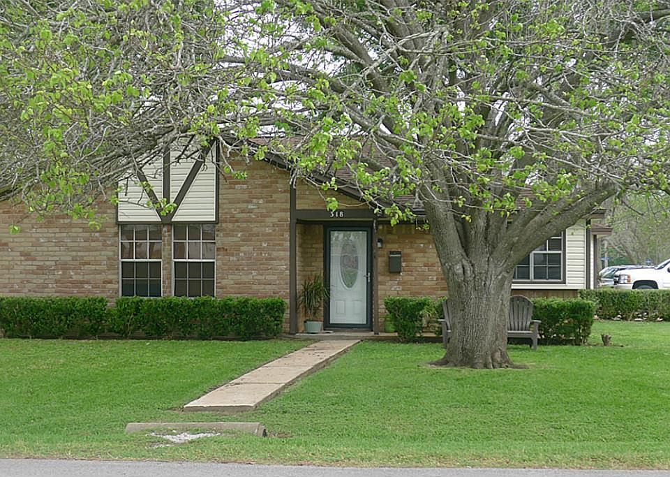 1st image of 318 Gulf Dr