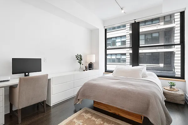 Rented by Compass | media 9