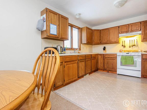 5th image of 3164 Amwood Ave