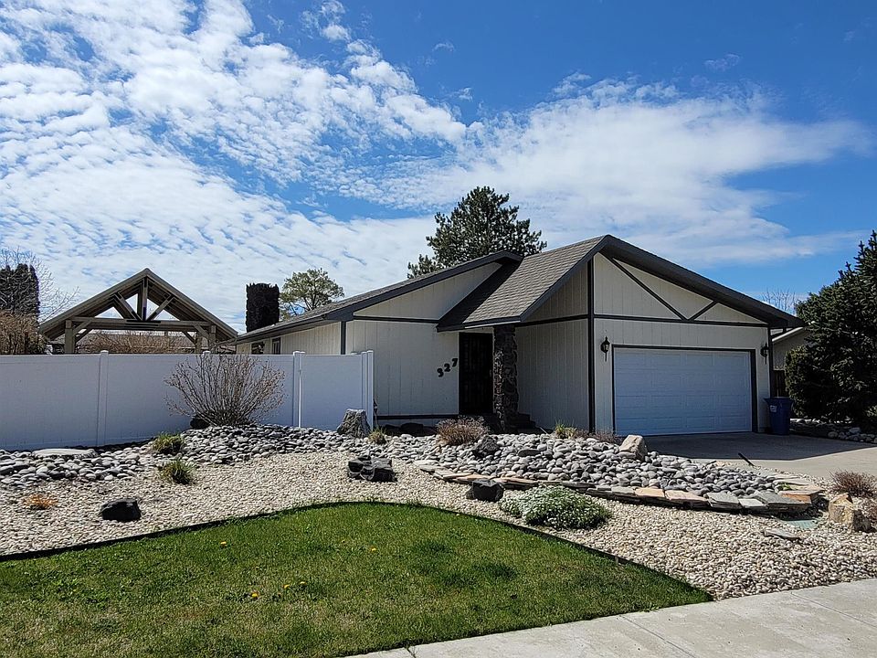 1st image of 327 Casa Grande Ct