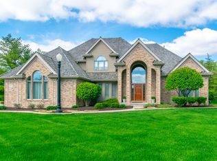 24725 W Manor Dr, Shorewood, IL