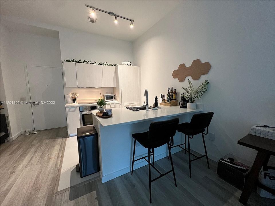 1st image of 501 NE 31st St Unit 403