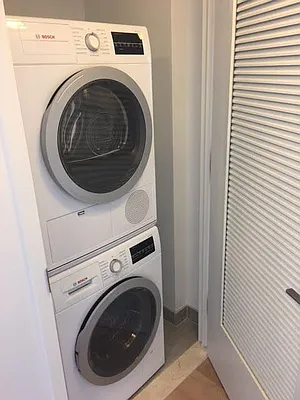 Sold by Nest Seekers International | media 9