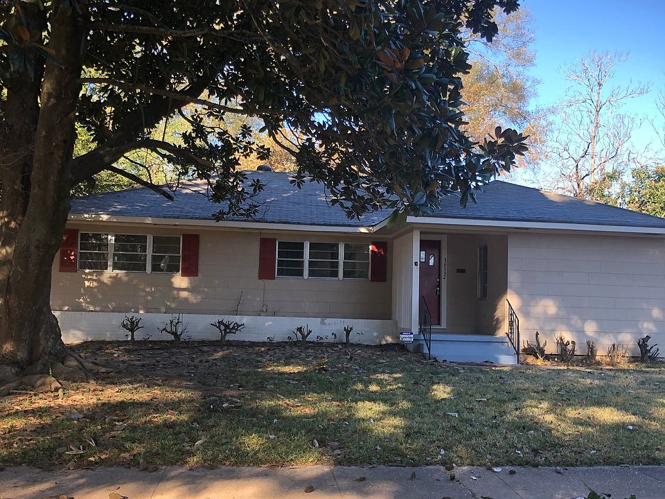 1st image of 3632 Parkway Dr