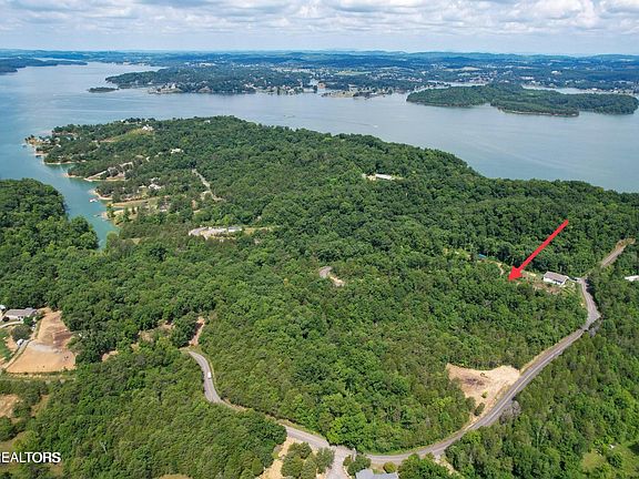 5th image of 1011 Lake Front Dr Lot 10/11