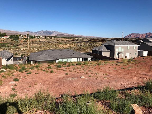 5th image of 1633 Desert Heights Dr #23