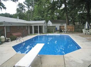 120 Bow Ct, Chesapeake, VA 23325