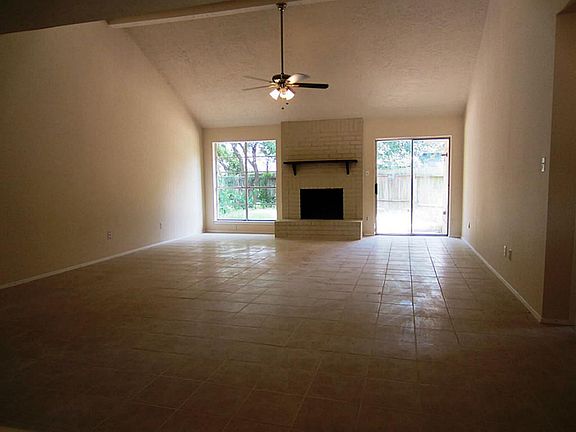 TILE FLOORS & FIREPLACE!