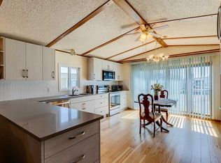 99 Arbour Lake Rd NW #101, Calgary, AB T3G4E4