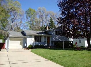 3232 Schultz St, Lansing, MI 48906