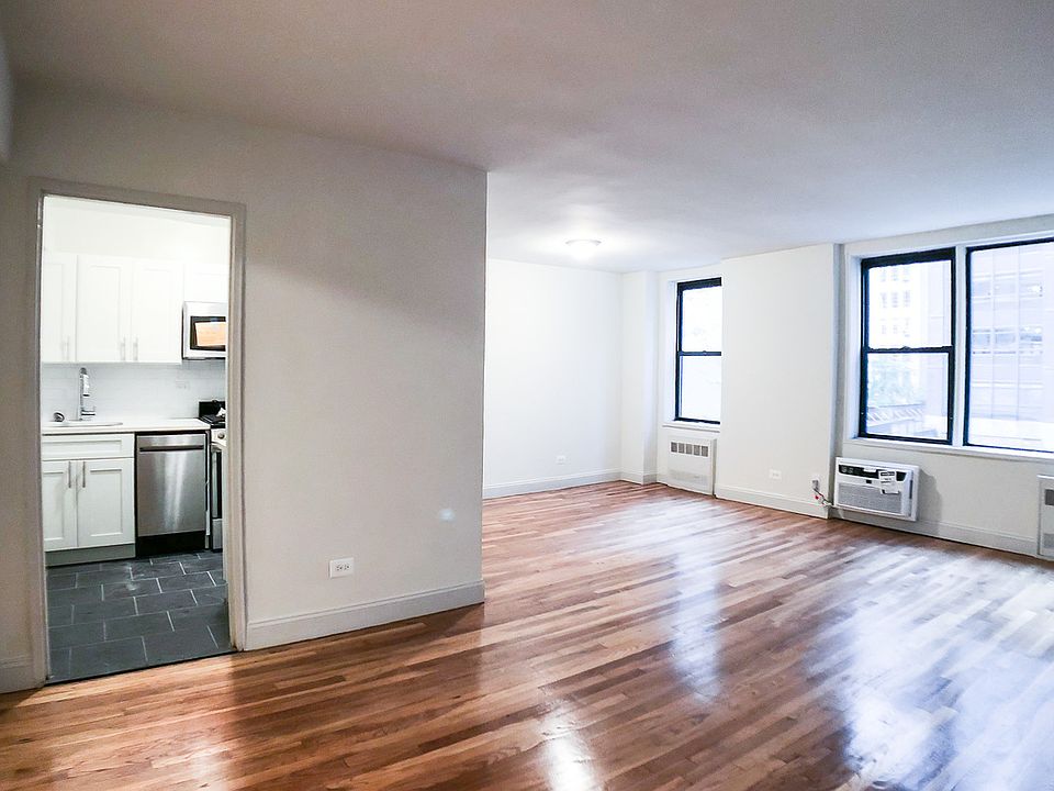 1st image of 320 W 56th St APT 4F