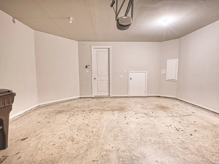 3009 Galveston St — Photo 28