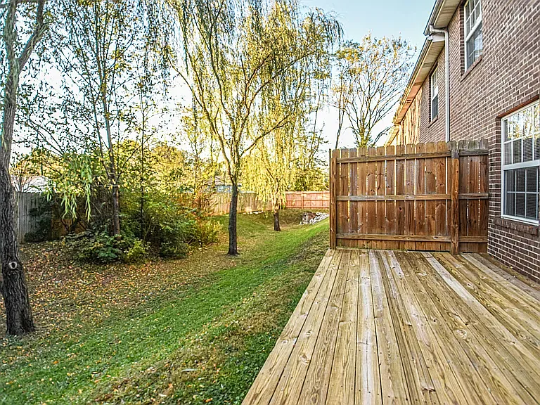 4531 Meadowlark Manor Ln — Photo 15