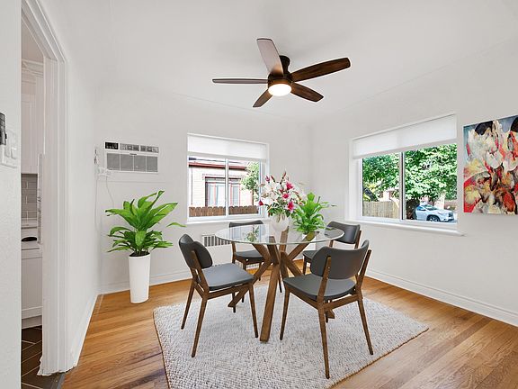 Dining room can accommodate up to eight seats
