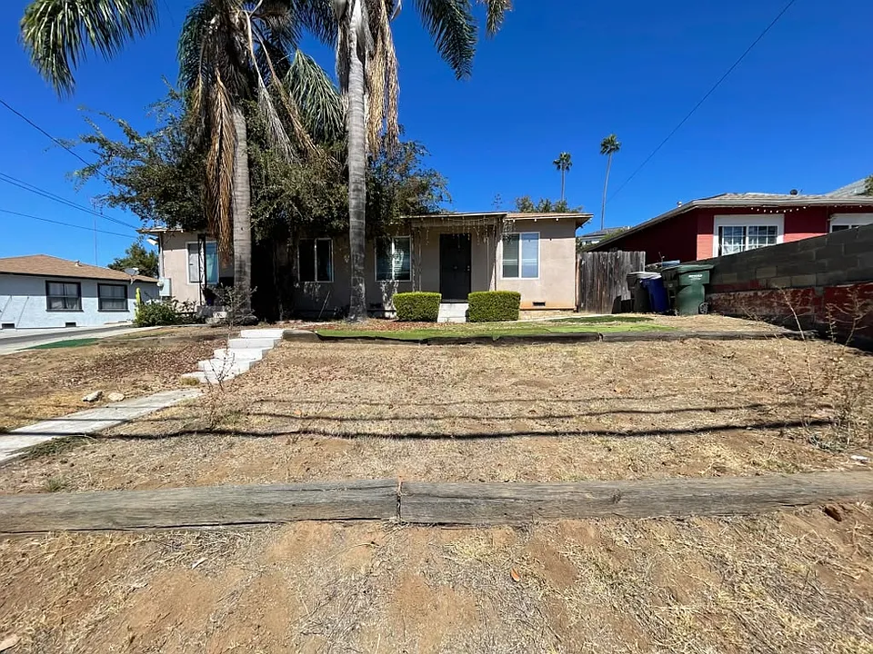 421 N Citrus Ave