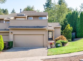 7870 SW Raintree Dr, Beaverton, OR 97008