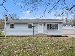 7655 Lake Rd, Chippewa Lake, OH 44215