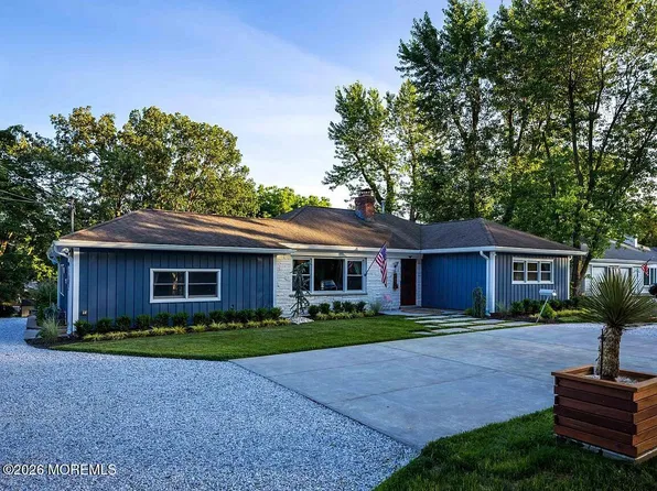 661 W Front St, Red Bank, NJ 07701