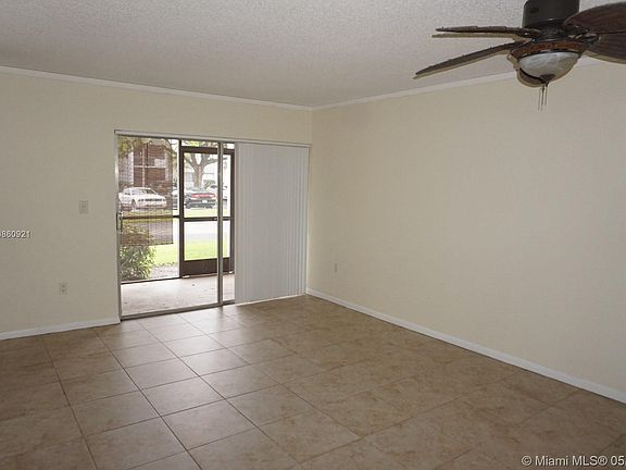 5th image of 731 N Pine Island Rd APT 103
