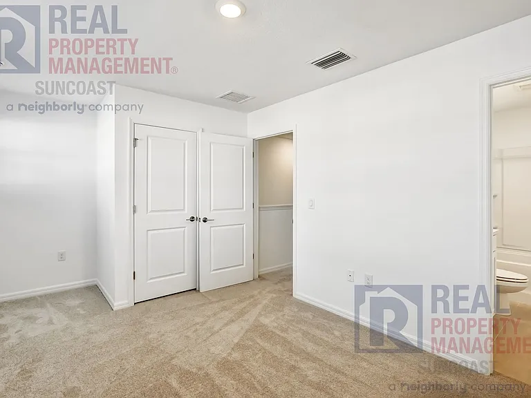 8700 Daybreak St — Photo 10