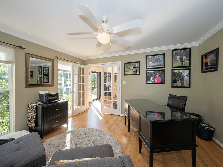 903 Maplewood Dr — Photo 80