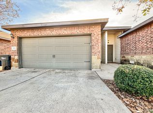 752 Saengerhalle Rd, New Braunfels, TX 78130