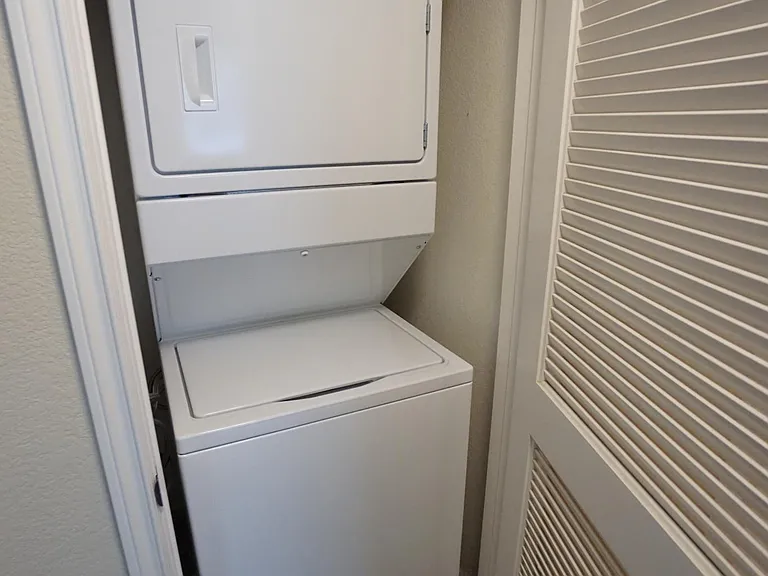 4165 Executive Dr #F206 — Photo 11