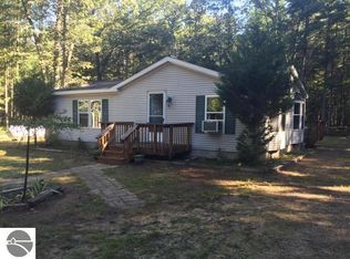535 N Kettle Hole Rd, Manistee, MI 49660
