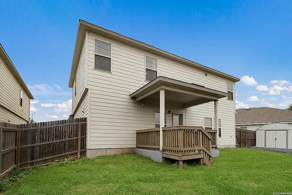 3 bed, 2078 sqft, $1,800 — Photo 2