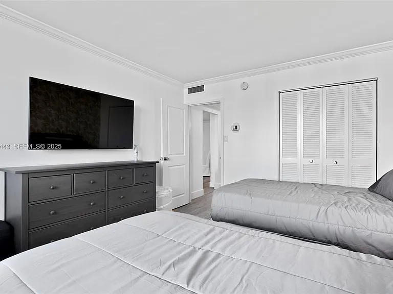 3140 S Ocean Dr #511 — Photo 17