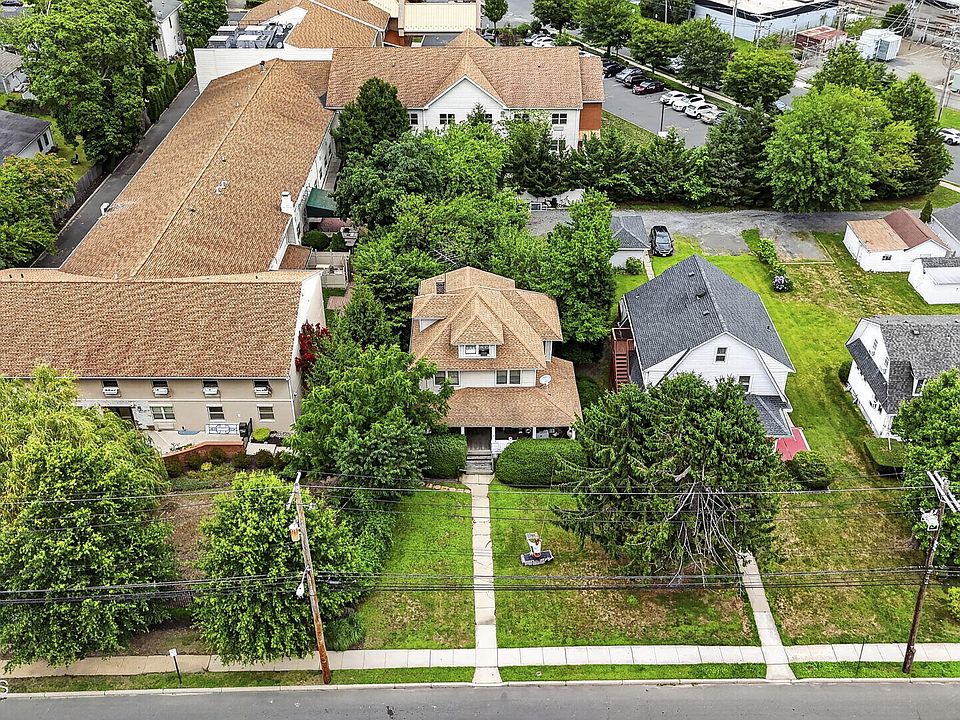 1st image of 221 Bath Avenue