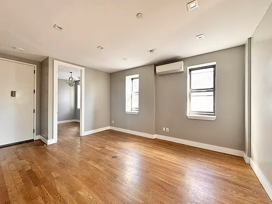 Rented by Pear NYC LLC | media 7