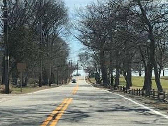 3rd image of 540 Middle Hwy