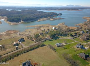 Eagle Nest Ln, Dandridge, TN 37725